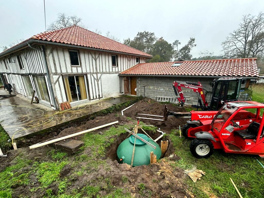 Devis assainissement individuel en ligne : chantier de micro station Diamond 10 EH à Lesgor, dans les Landes